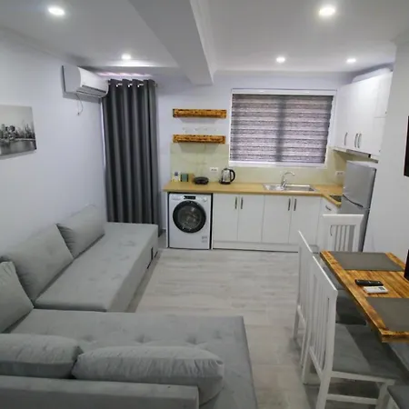 J&M Luxury Apartments Saranda Exterior photo