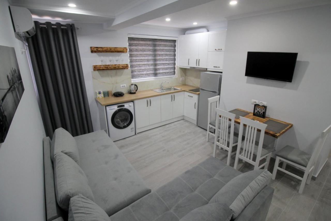 J&m Luxury * Sarande