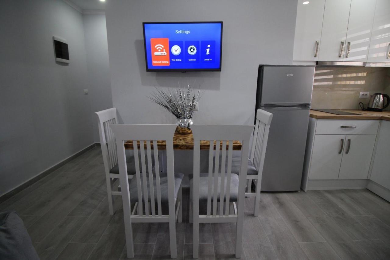 Apartment J&m Luxury Sarande