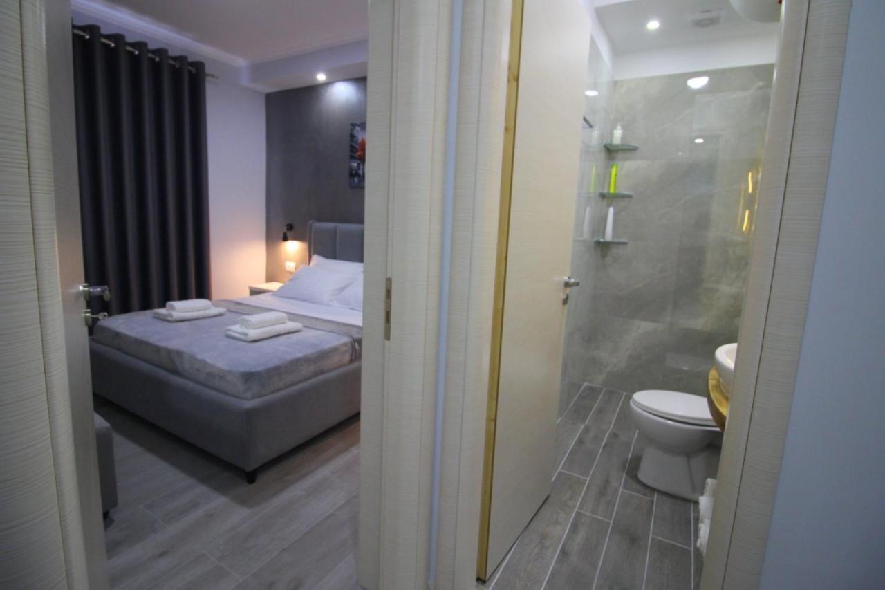 J&m Luxury Apartment