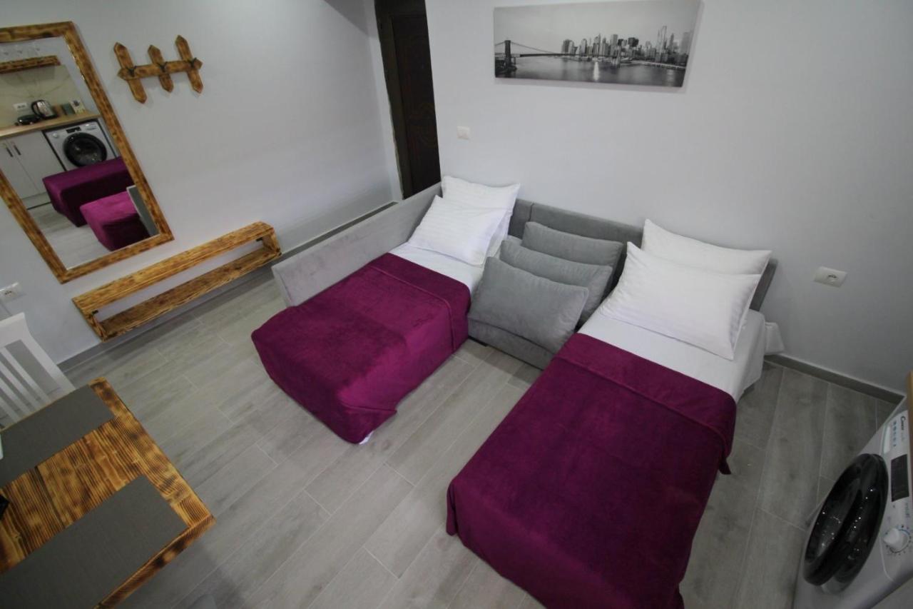 J&m Luxury Apartment Sarande